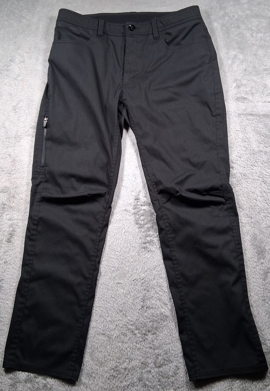 Under Armour Pants Mens 36x32 Black Loose Fit Zip Pocket Khakis Hiking Outdoor